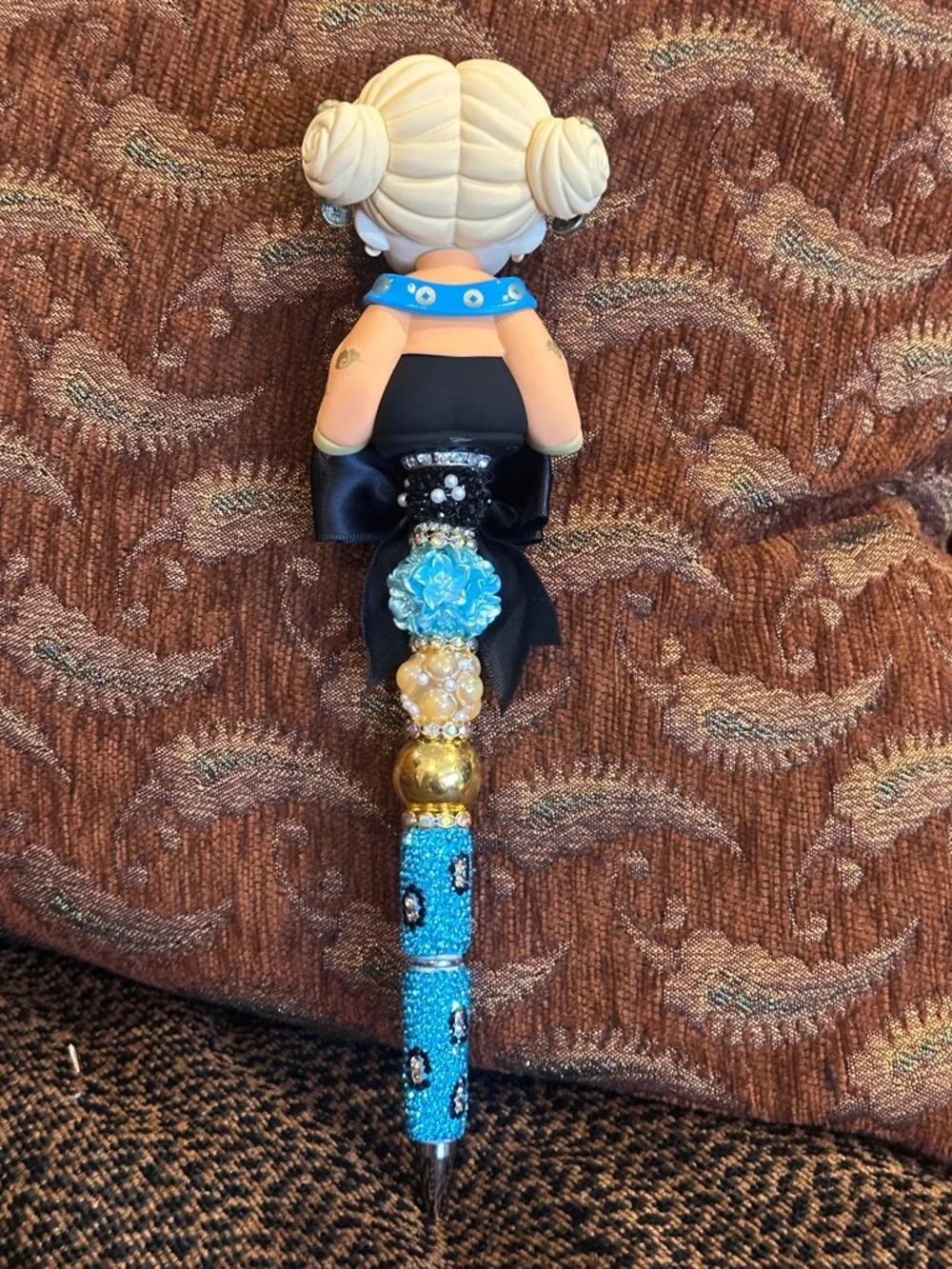 Gorgeous Hand Crafted Pen with an Authentic  DoDo Sugar Nami as the Focal